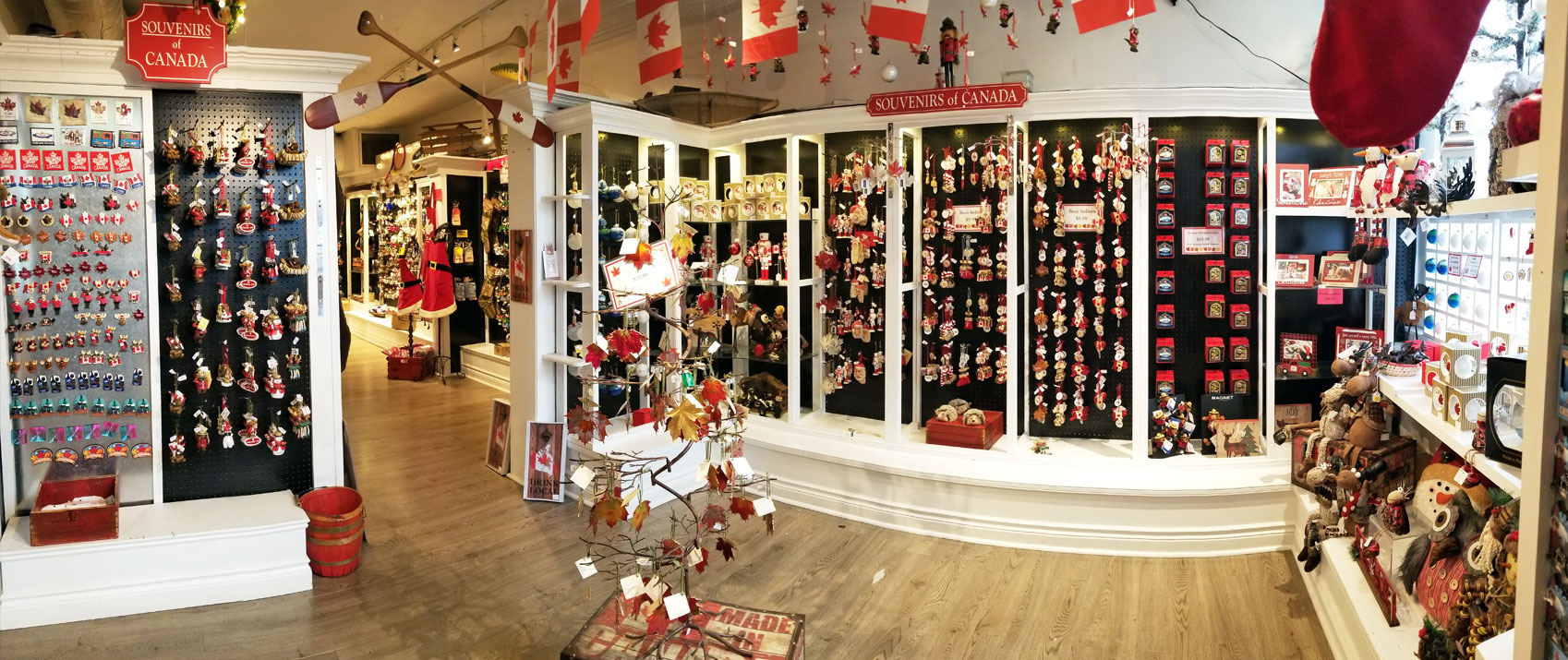 Just Christmas Store In Niagara On The Lake   Souvenirsofcanada 